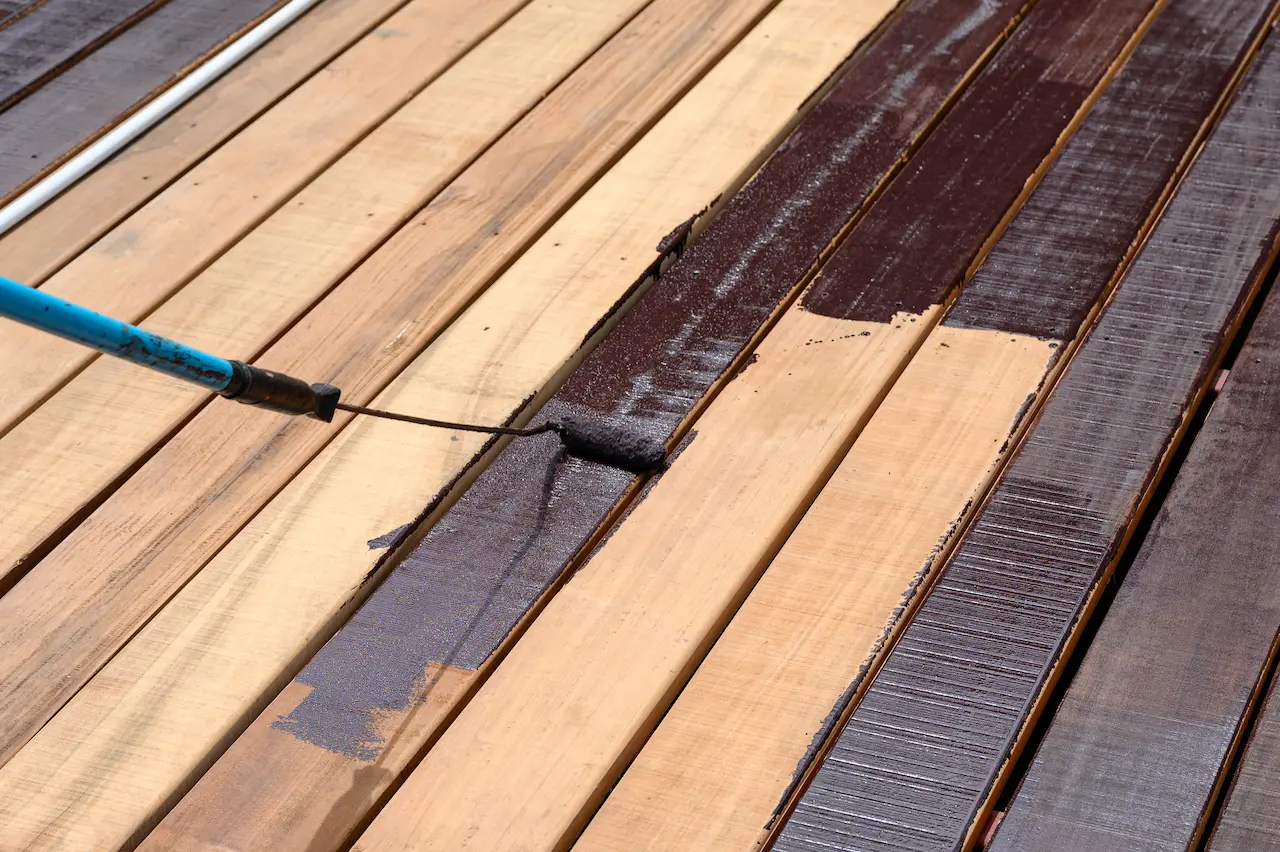 Deck painting and staining in Minnesota